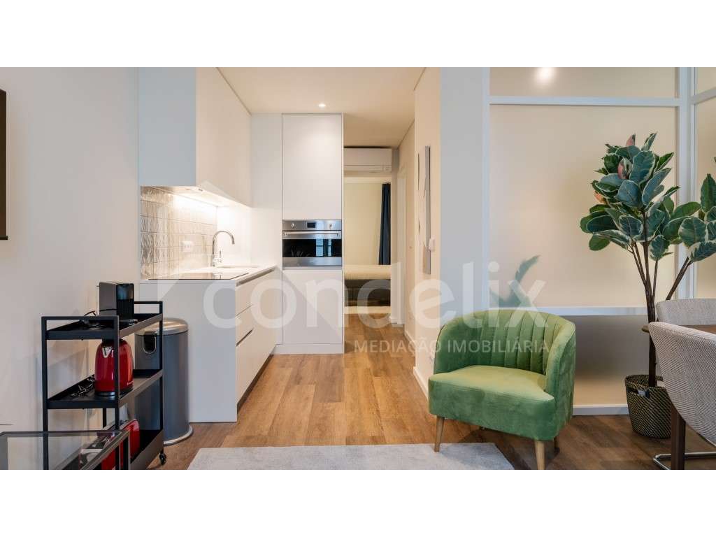 Apartamento T1+1 para venda na Sé, Porto. - Grande imagem: 4/27