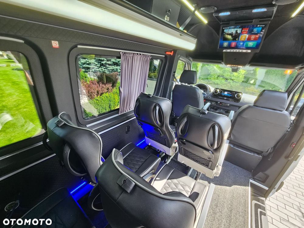 Mercedes-Benz Sprinter - 21