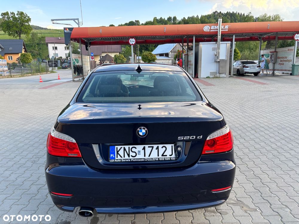 BMW Seria 5 520d - 4
