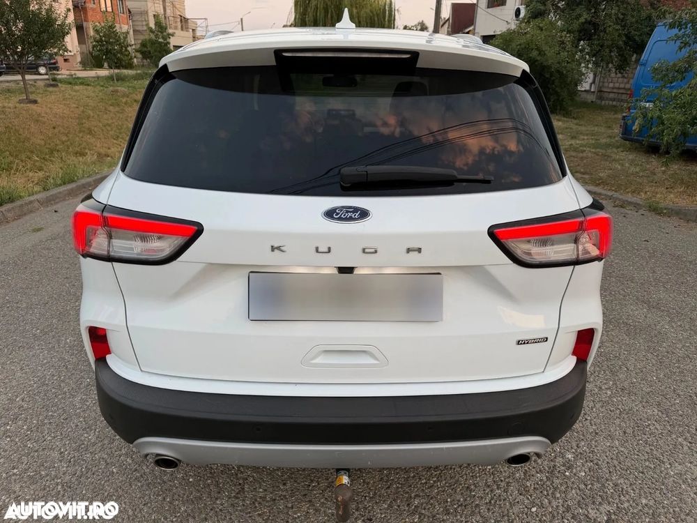 FORD Kuga 2022 — imagine 4