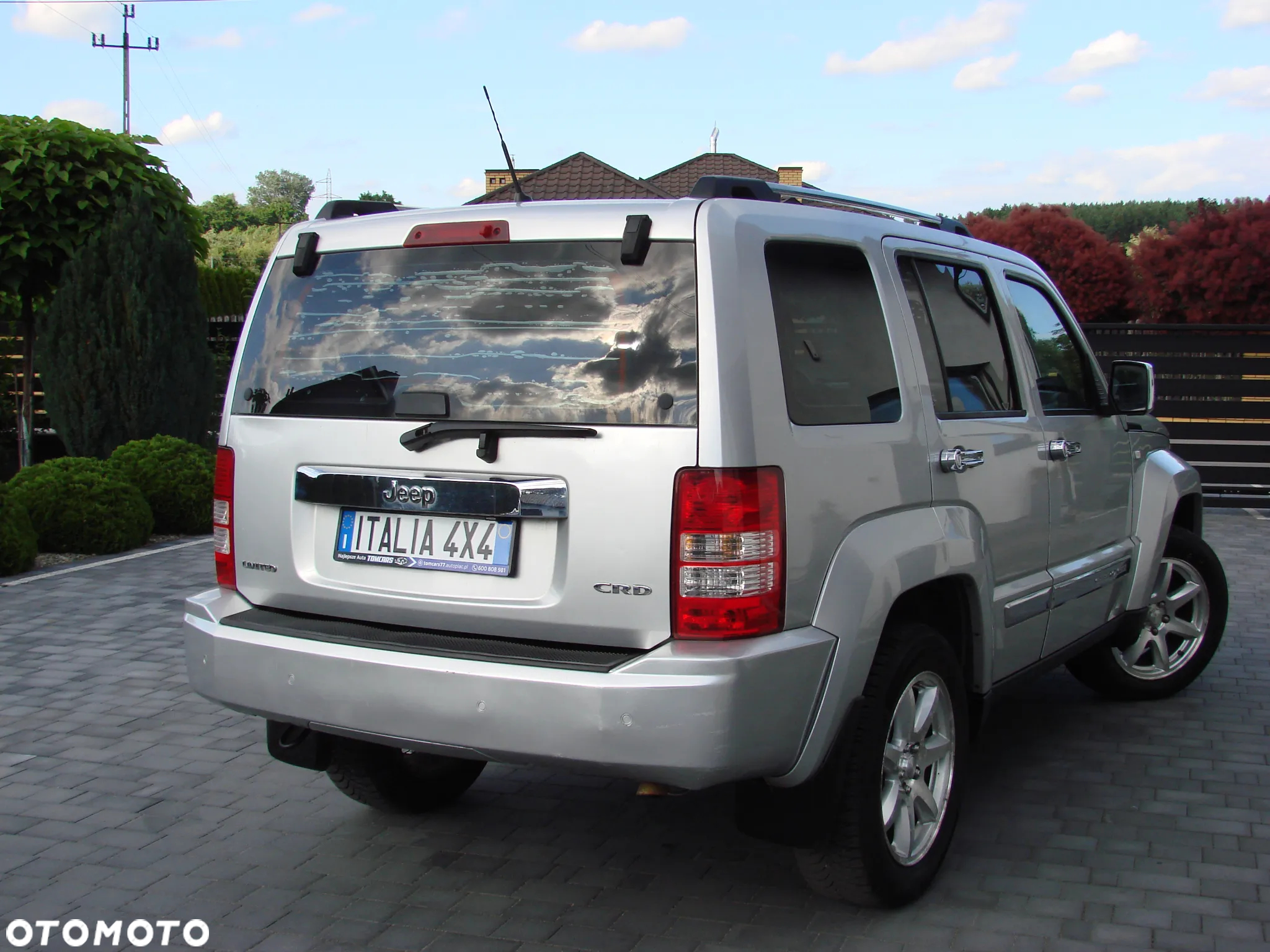 Jeep Cherokee - 13