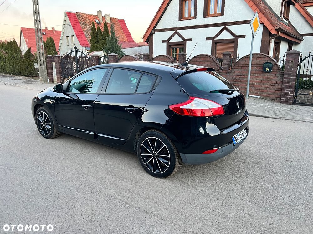Renault Megane ENERGY TCe 115 Start & Stop Bose Edition - 14
