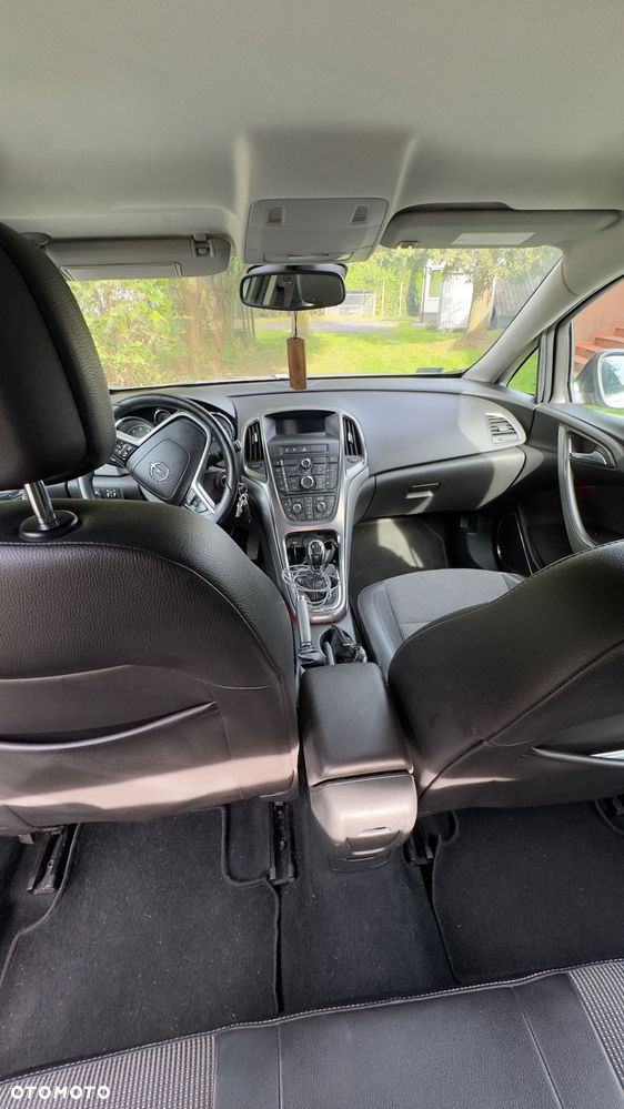 Opel Astra - 11