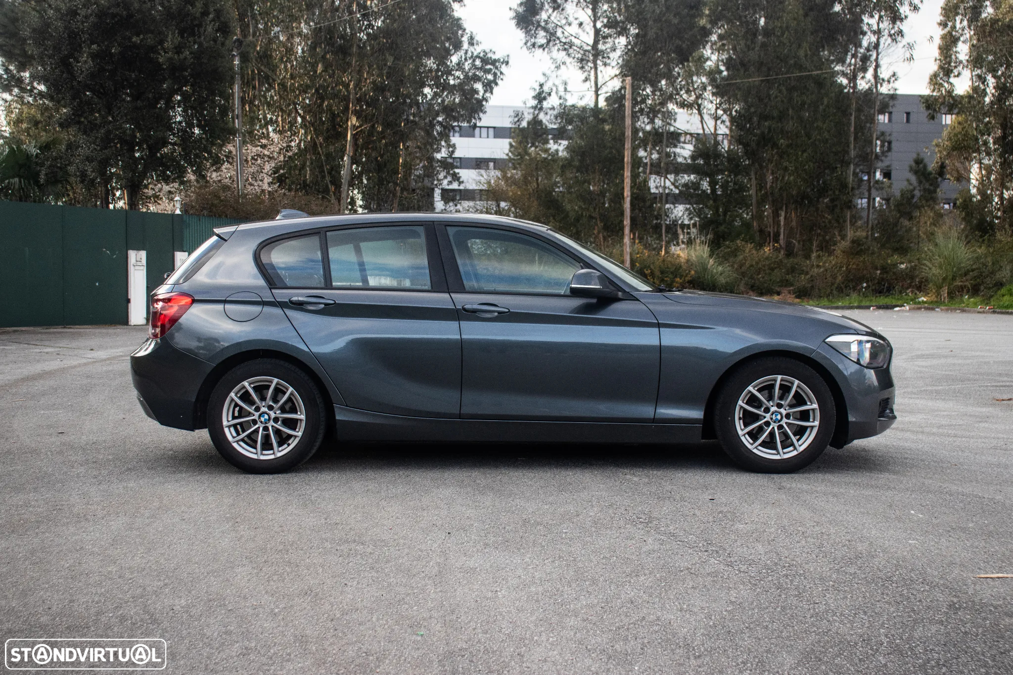 BMW 116 d Line Urban - 6