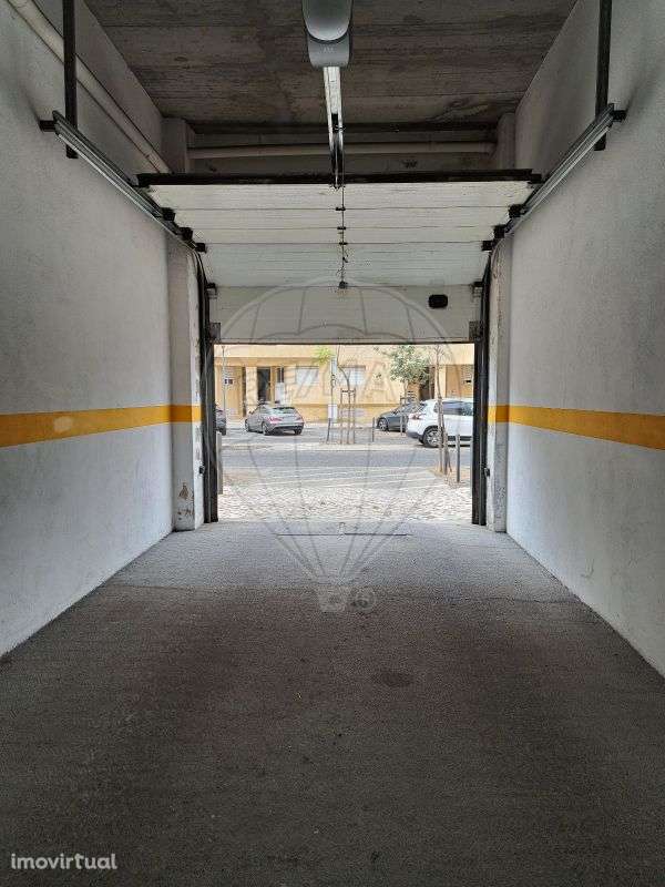 Garagem  para arrendamento - Grande imagem: 4/8