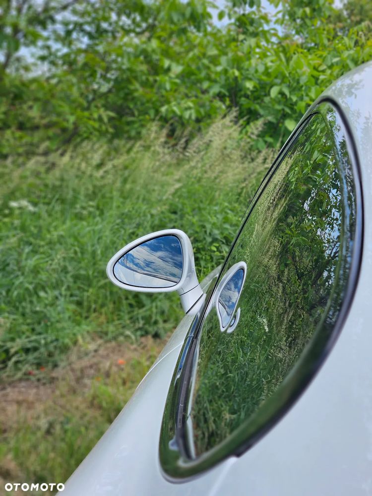 Porsche Panamera - 30