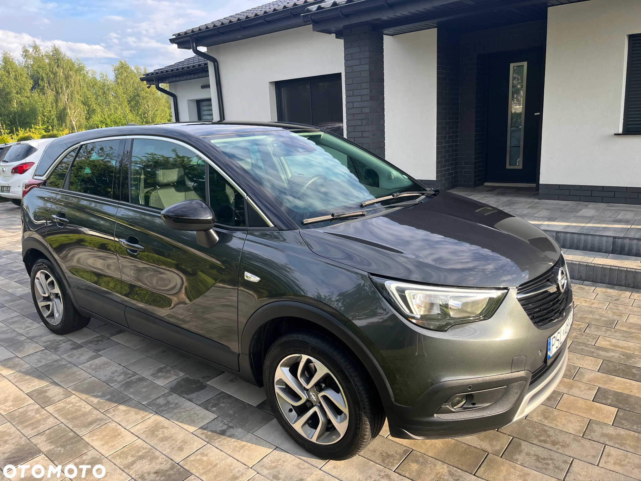 Opel Crossland X - 13