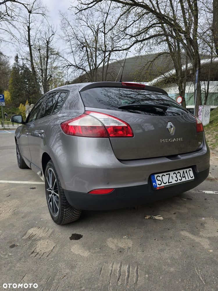 Renault Megane ENERGY TCe 115 Start & Stopp Bose Edition - 3