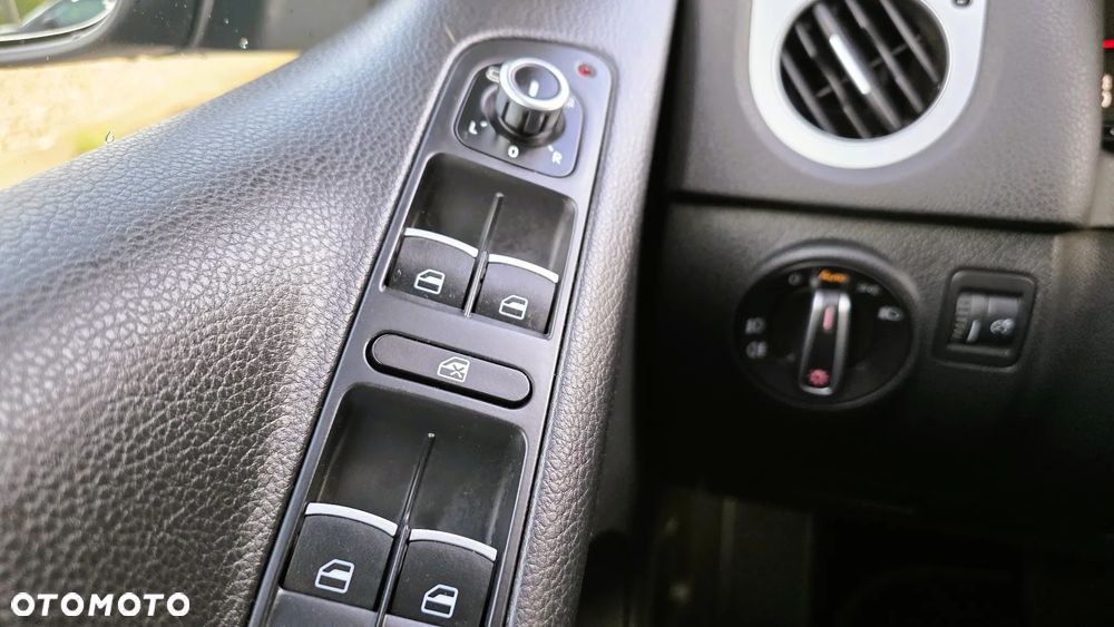 Volkswagen Tiguan 2.0 TDI 4Mot Sport&Style DSG - 16
