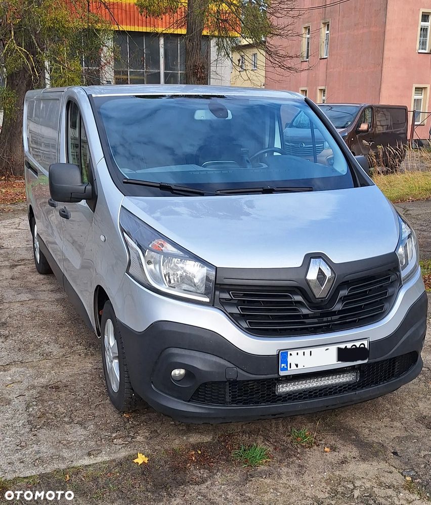 Renault Trafic - 1