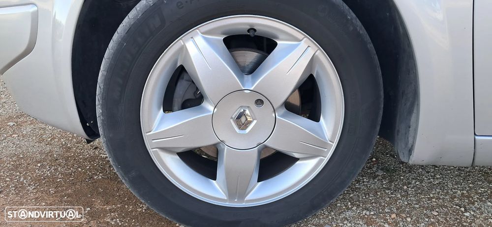 Renault Mégane 1.5 dCi Dynamique - 25