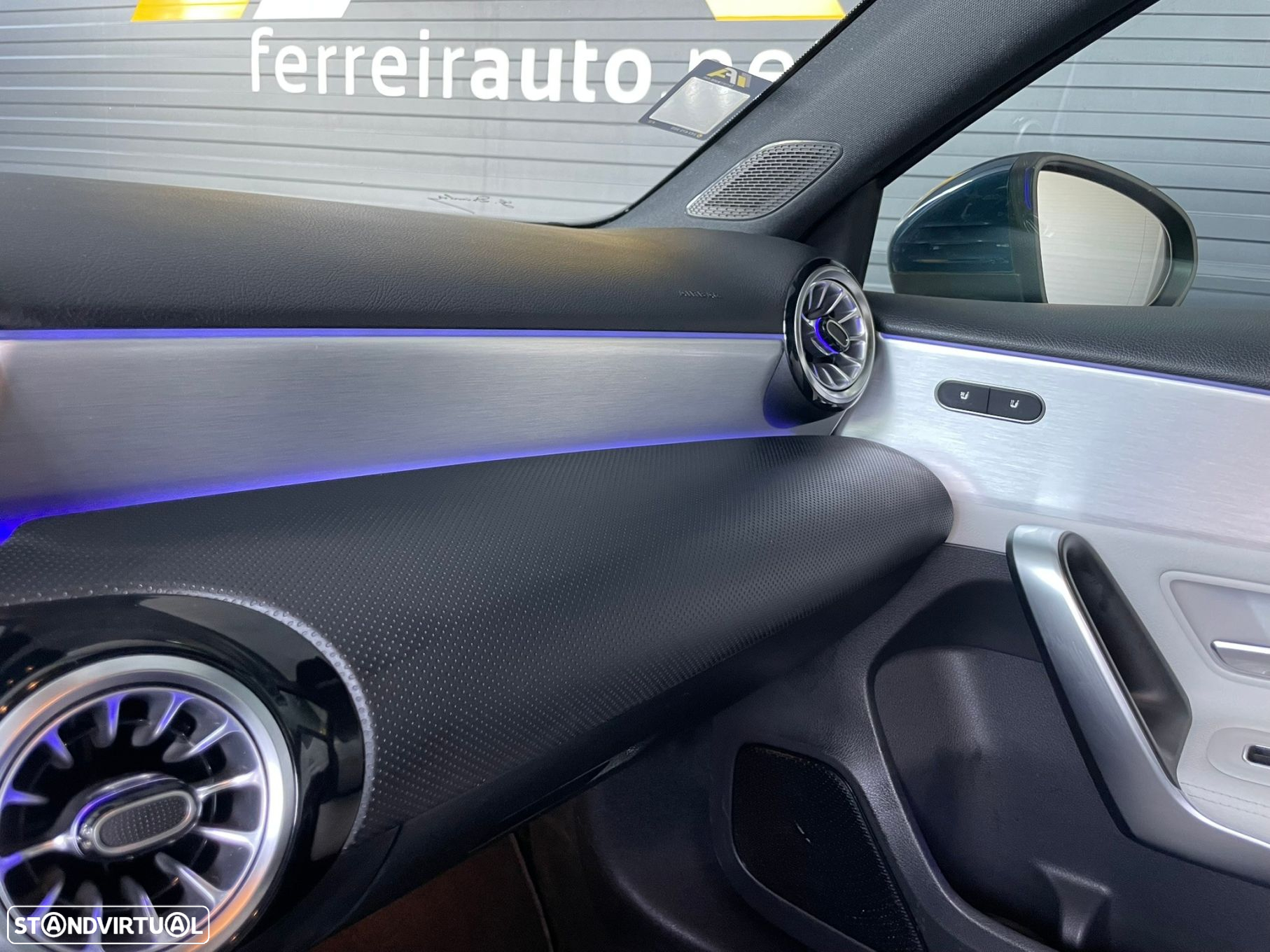 Mercedes-Benz A 250 e 8G-DCT AMG Line - 31