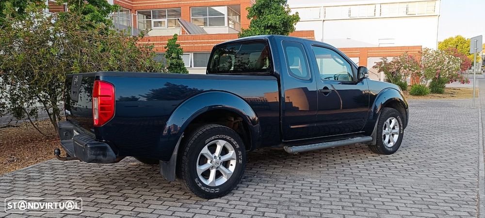 Nissan Navara 2.5 dCi KC SE 4WD - 9
