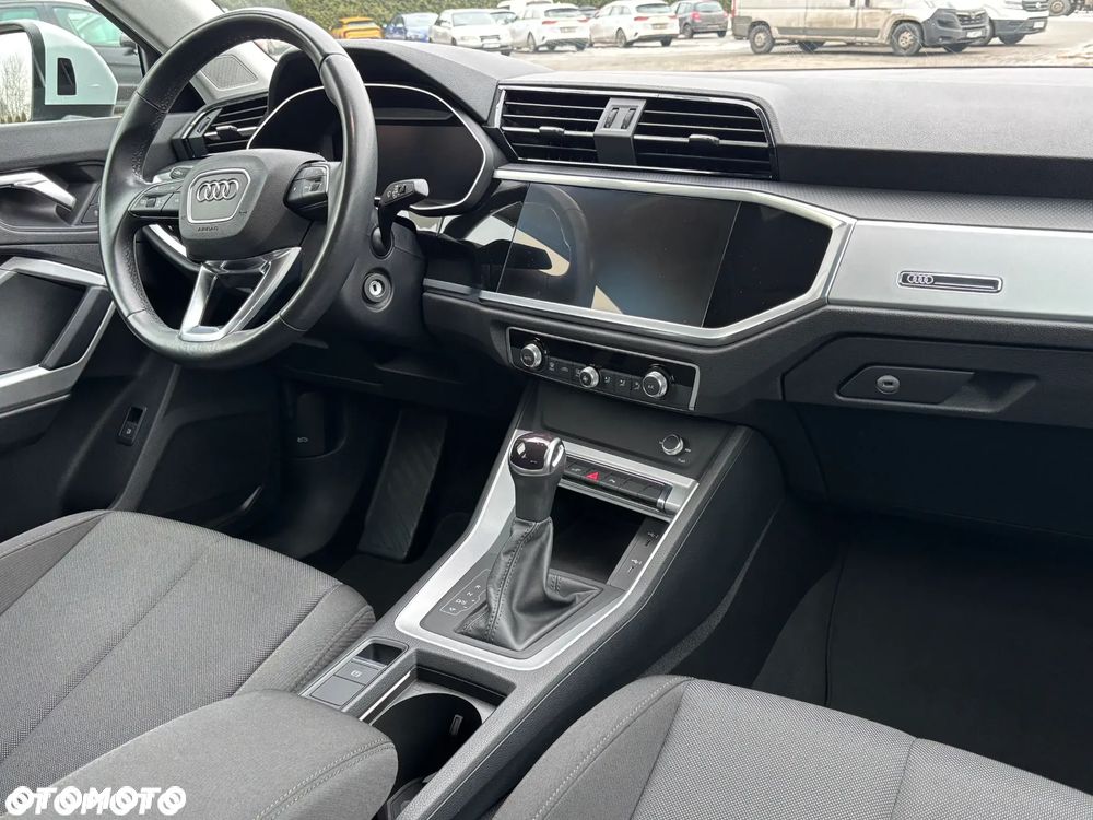 Audi Q3 35 TFSI S tronic - 19