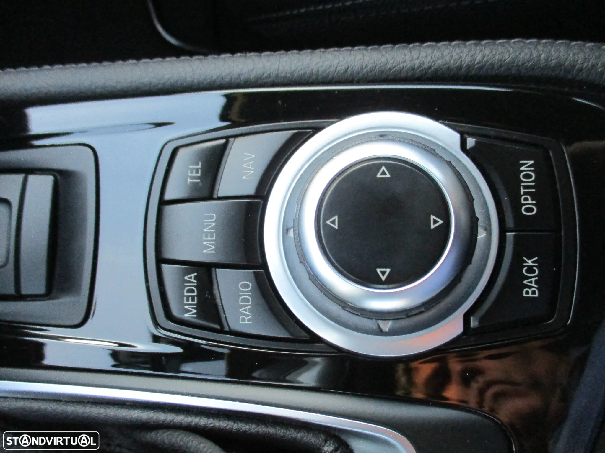 BMW 218 Active Tourer d Line Luxury Auto - 17
