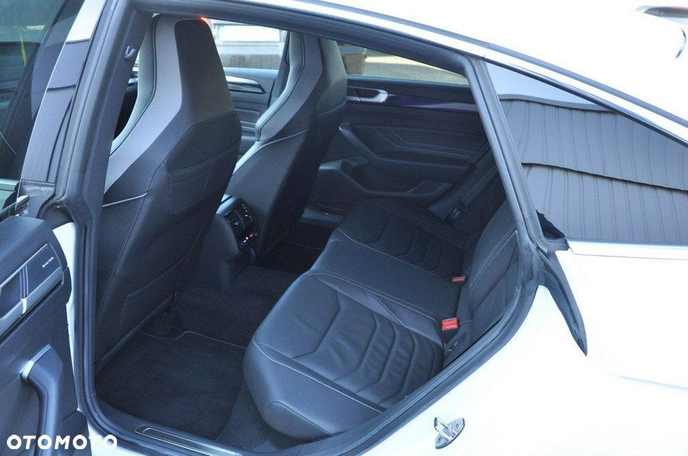 Volkswagen Arteon 2.0 TDI 4Motion R-Line DSG - 31