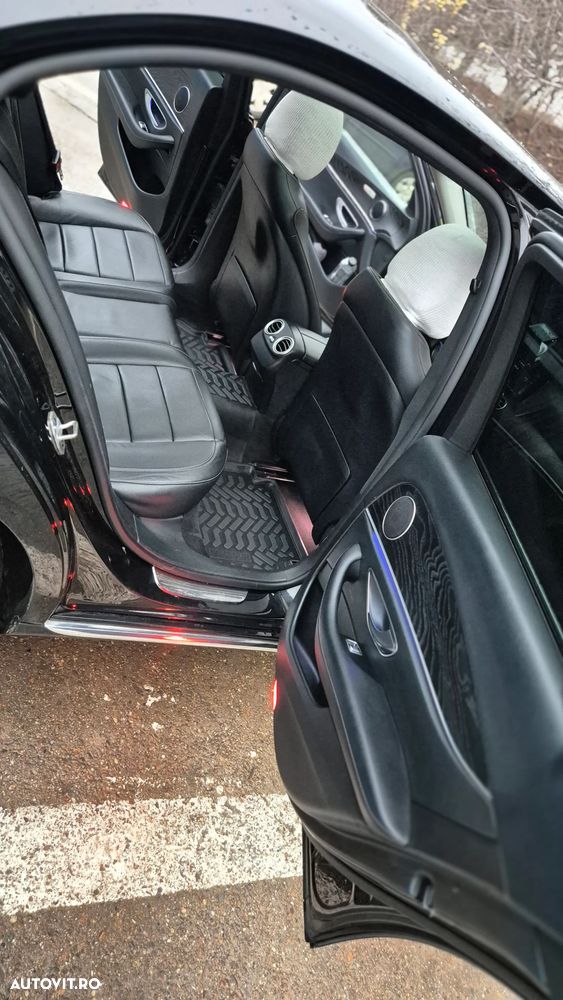 Mercedes-Benz E 220 d Aut. - 11