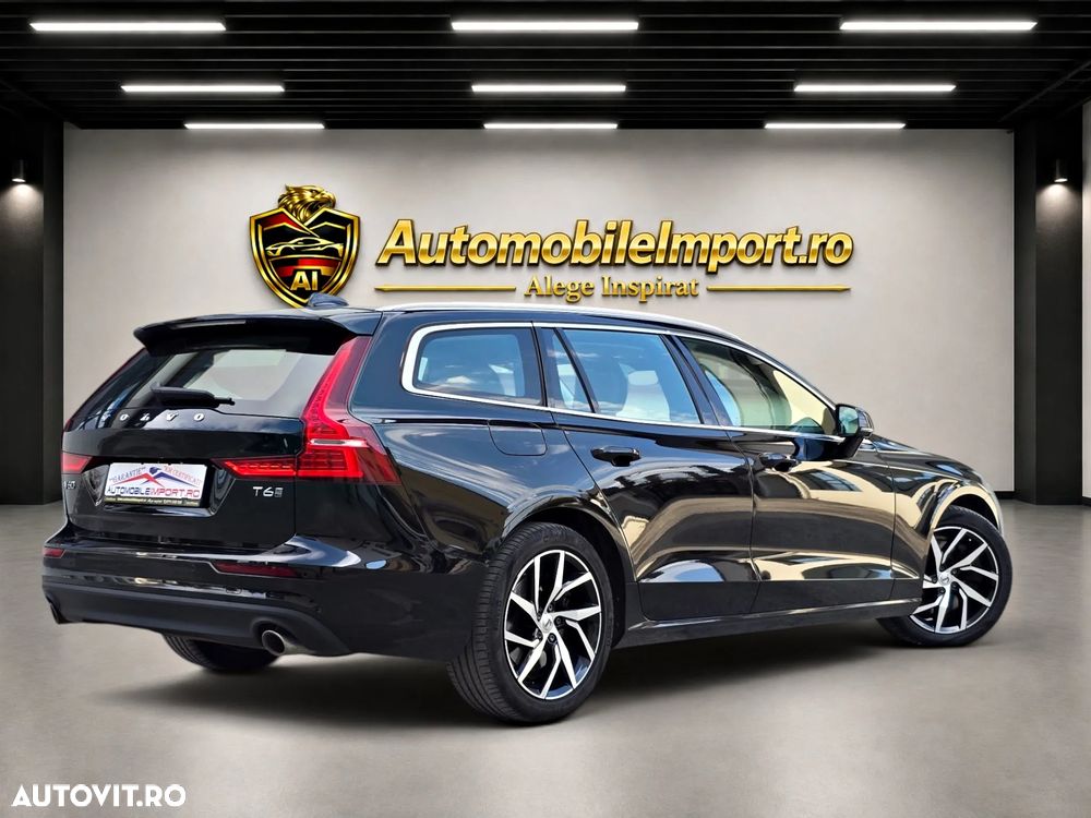 Volvo V60 T6 AWD Twin Engine Geartronic Momentum Pro - 3