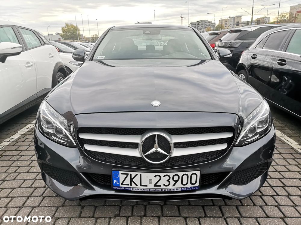 Mercedes-Benz Klasa C 180 7G-TRONIC - 3