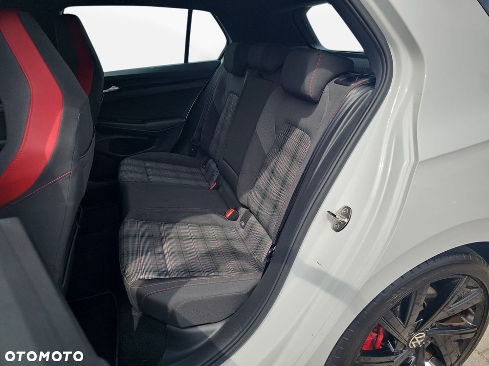 Volkswagen Golf - 7