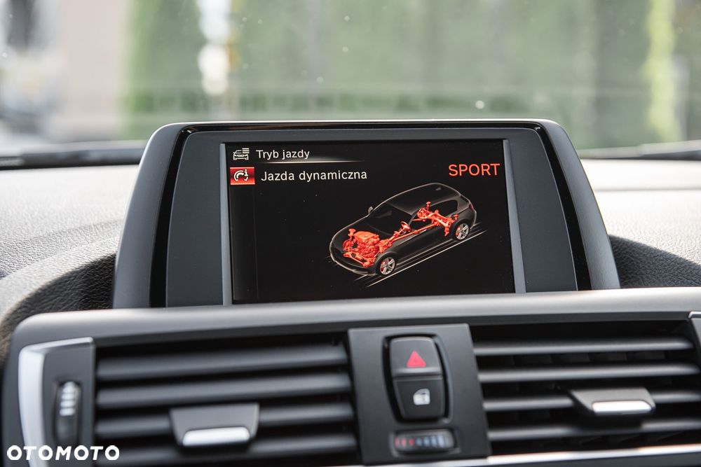 BMW Seria 1 118d Edition Metropolitan - 22