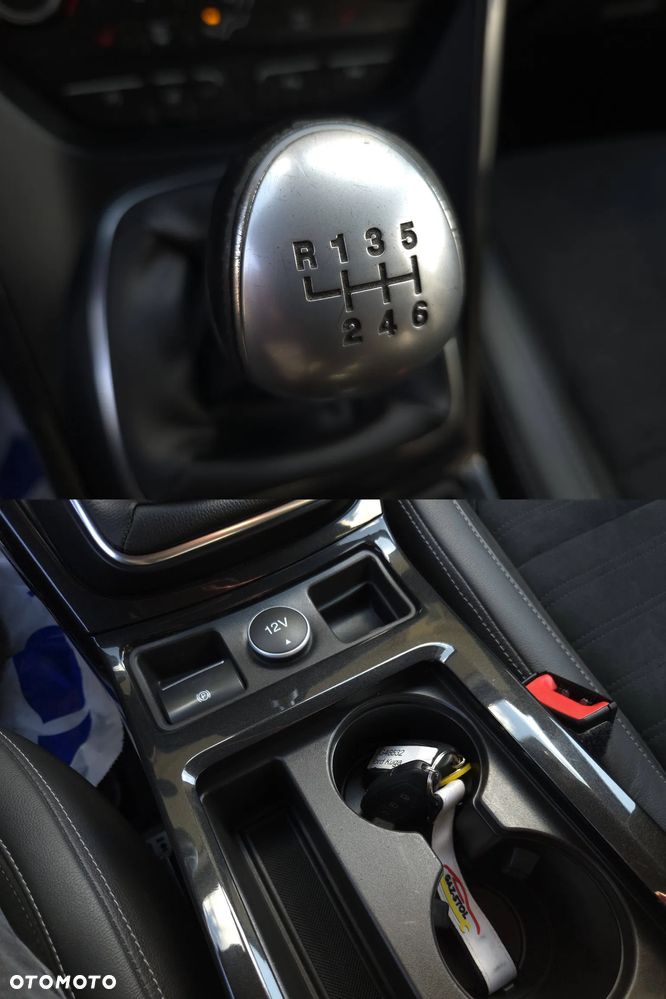 Ford Kuga 2.0 TDCi 4x4 ST-Line - 30