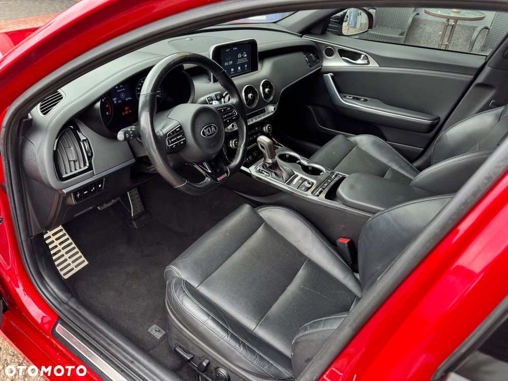Kia Stinger 3.3 T-GDI V6 GT AWD - 11