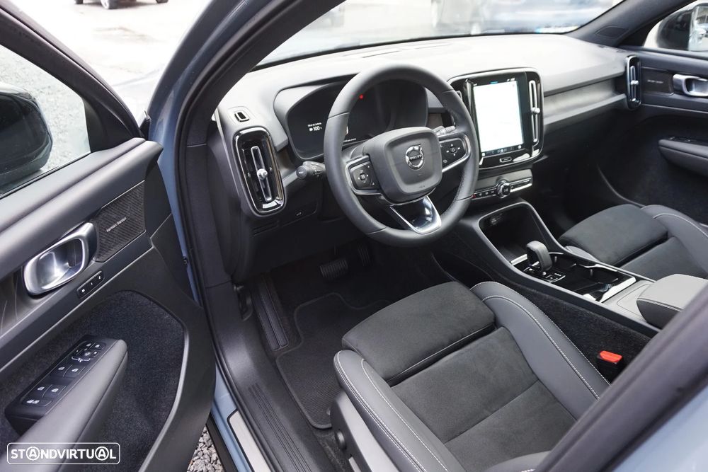 Volvo C40 Recharge Twin Motor Ultimate - 18