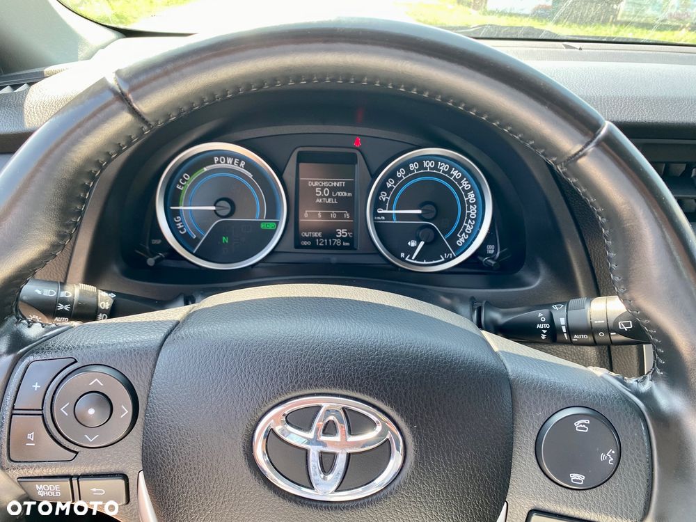Toyota Auris - 22