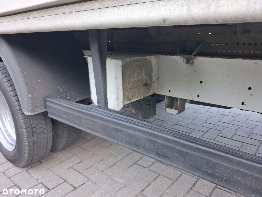 Renault Master Blizniak Kontener Winda - 18