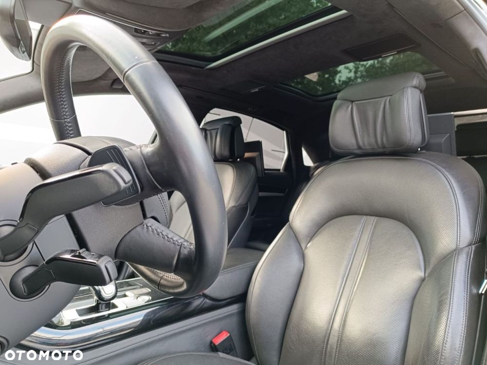Audi A8 - 27