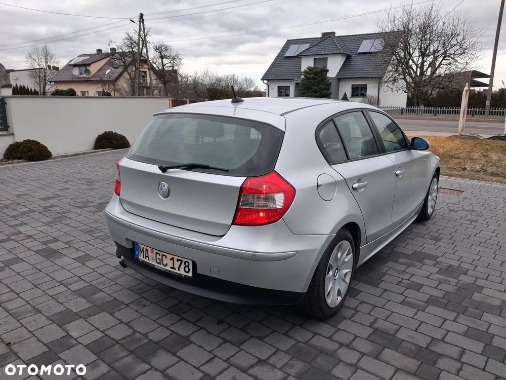 BMW Seria 1 118d - 3