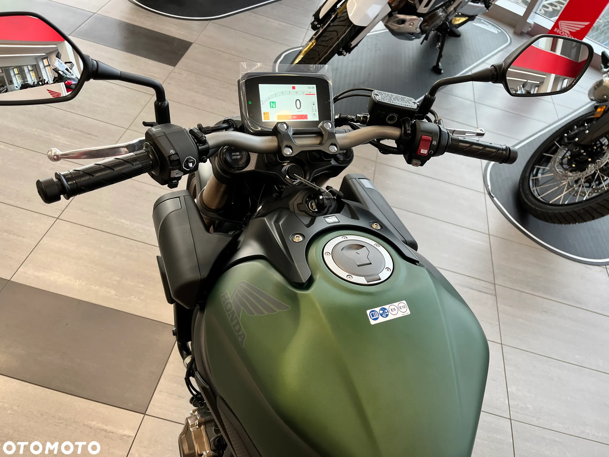 Honda CB - 9