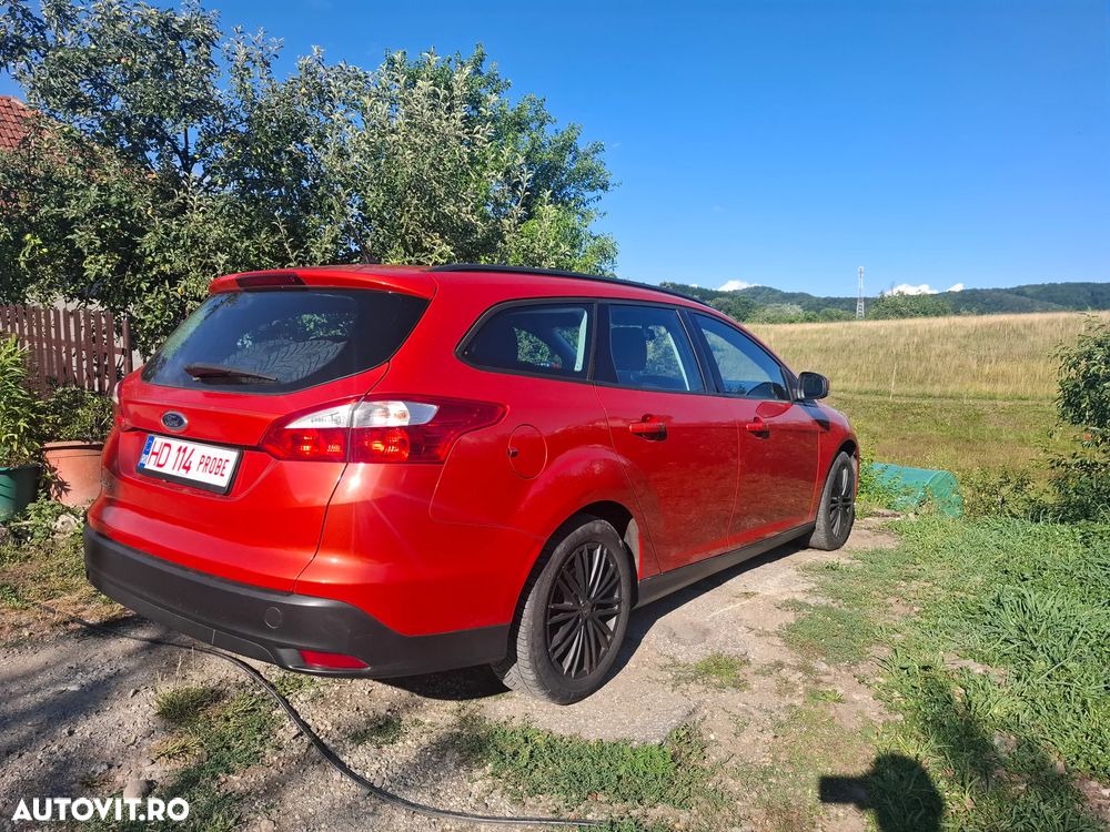 Ford Focus 1.6 16V Titanium - 1