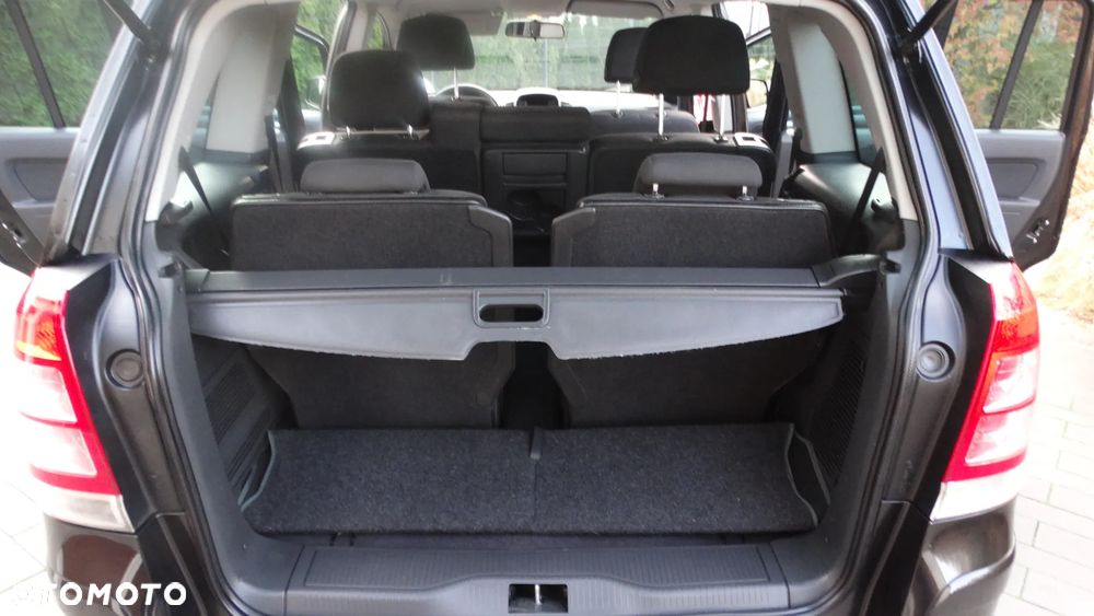 Opel Zafira 1.8 Design Edition - 15