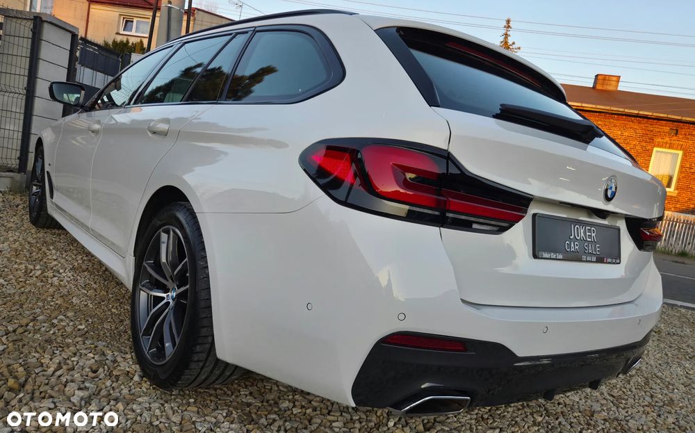 BMW Seria 5 520d Touring M Sport Edition - 11