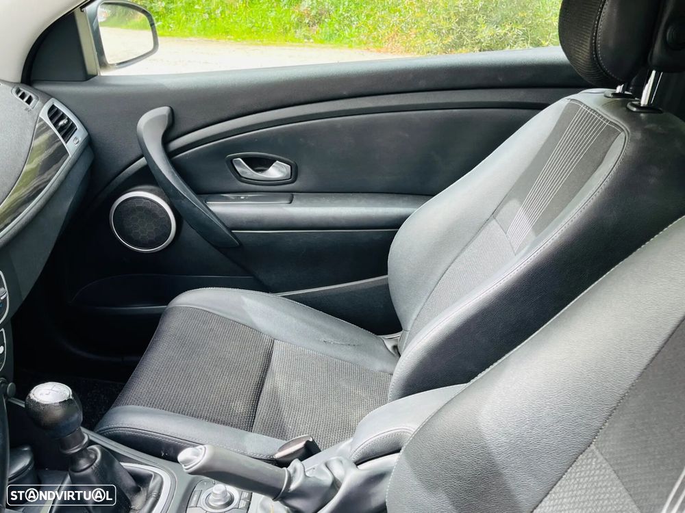 Renault Mégane Coupe - 11