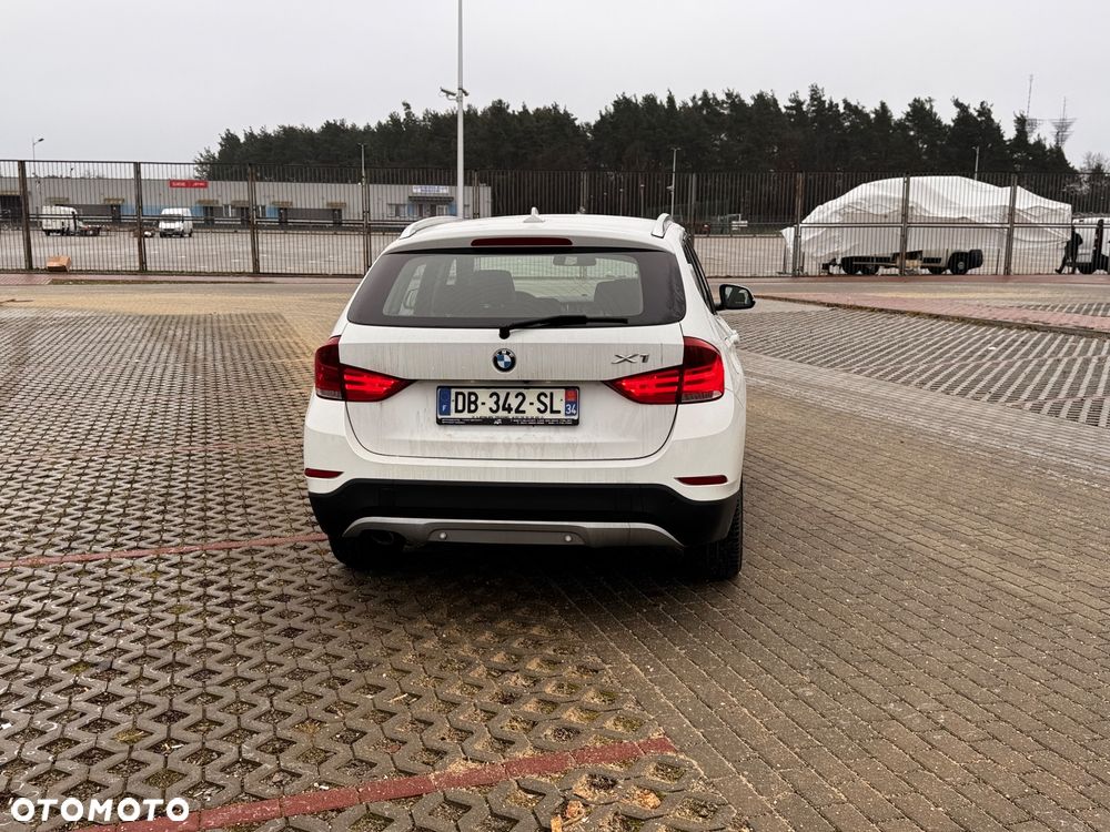 BMW X1 xDrive18d Sport Line - 8