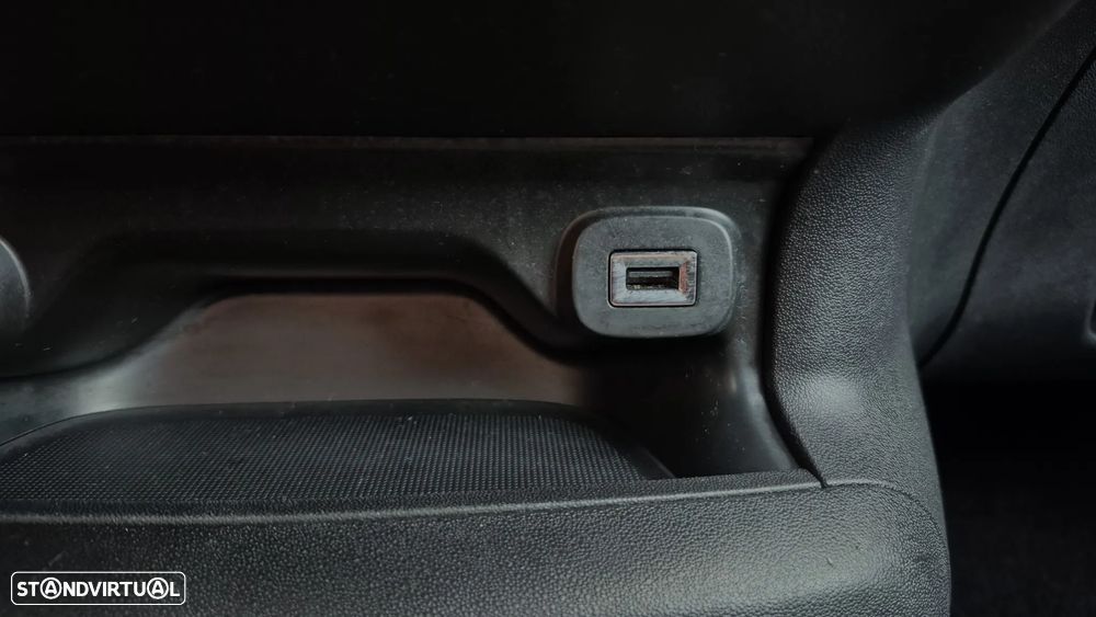 Citroën C4 Cactus 1.6 BlueHDi Feel J17 - 25