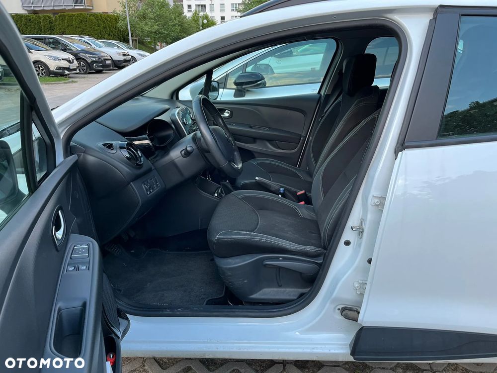 Renault Clio - 16