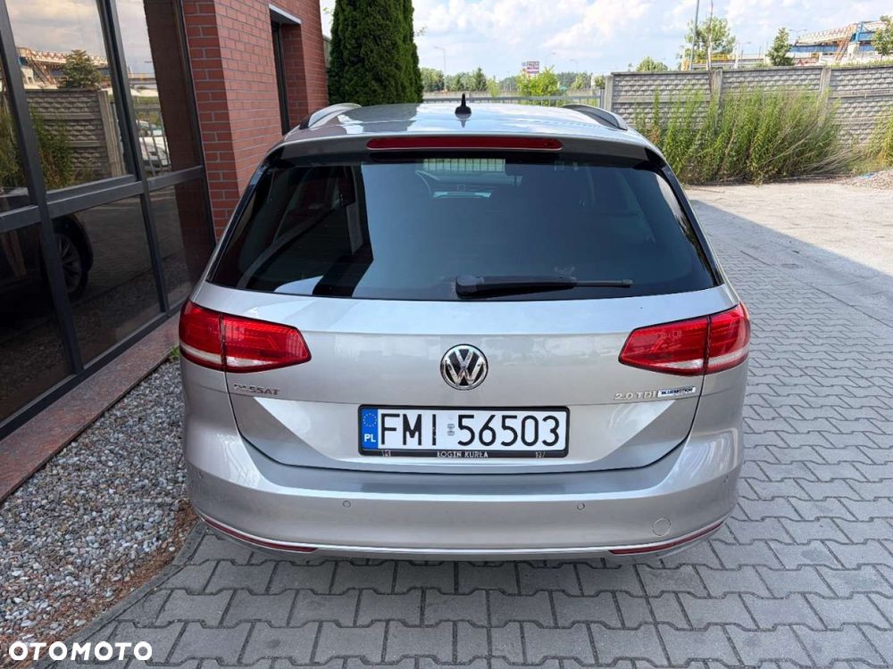 Volkswagen Passat Variant 2.0 TDI SCR DSG BlueMotion Comfortline - 6
