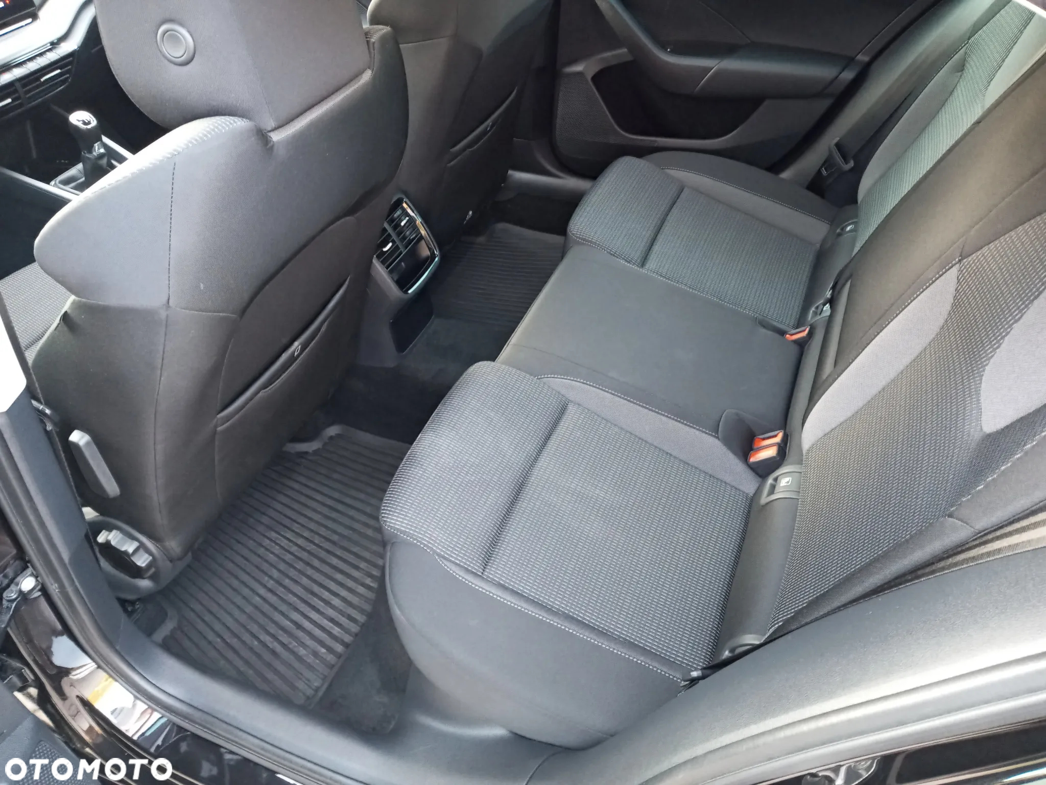 Skoda Octavia 1.5 TSI ACT Ambition - 29