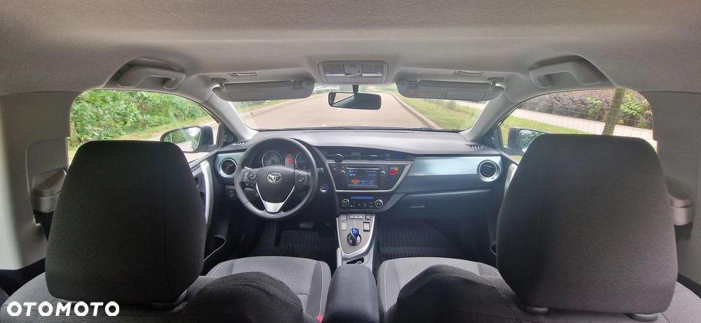 Toyota Auris - 10