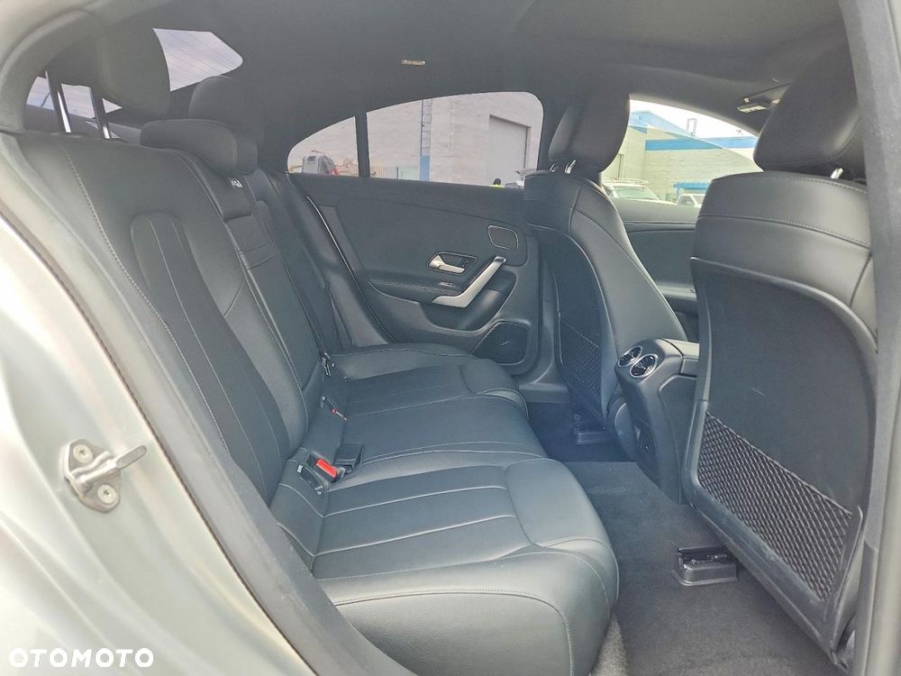 Mercedes-Benz CLA 250 7G-DCT Edition 1 - 8