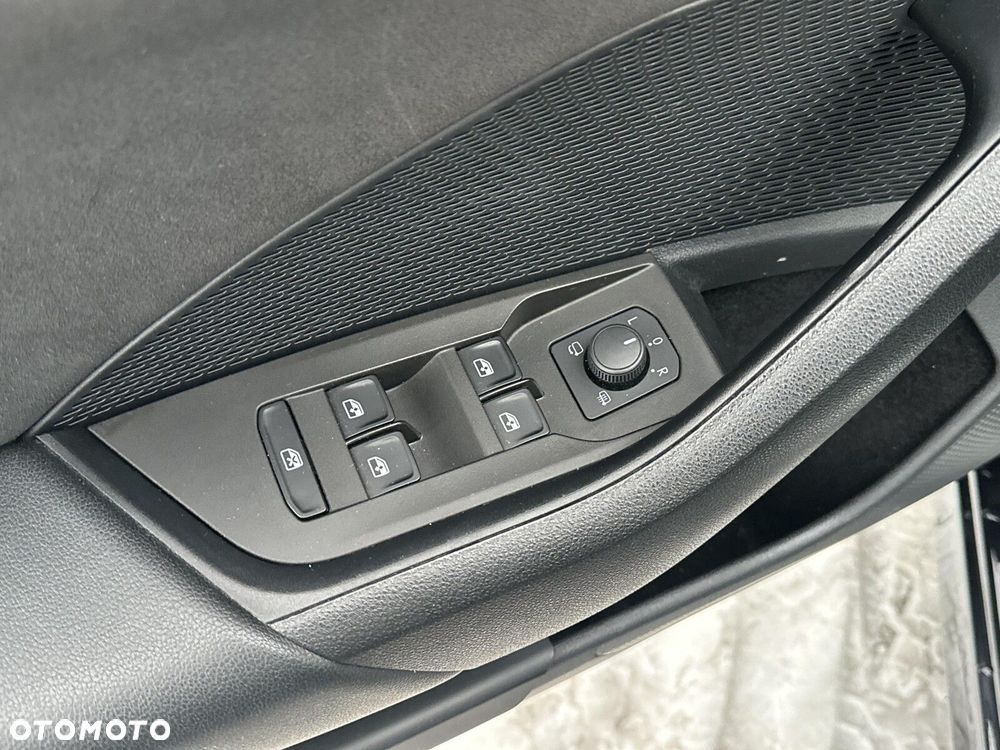 Skoda Octavia 2.0 TDI RS DSG - 35