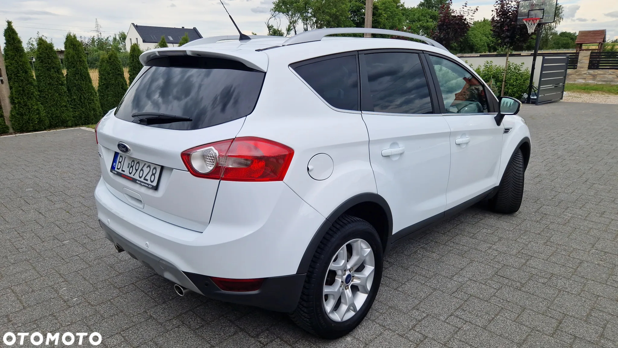 Ford Kuga 2.0 TDCi 2x4 Champions Edition - 24