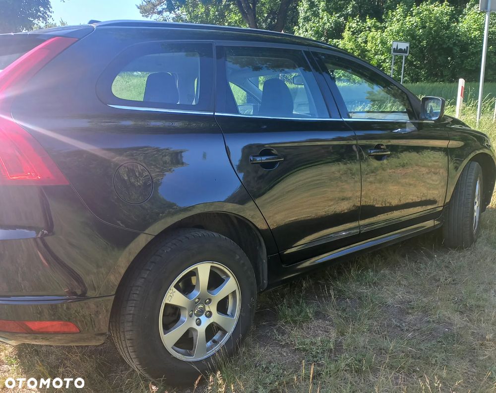 Volvo XC 60 D4 Drive-E Momentum - 5