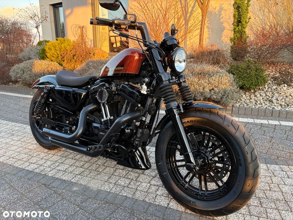 Harley-Davidson Sportster Forty-Eight - 16