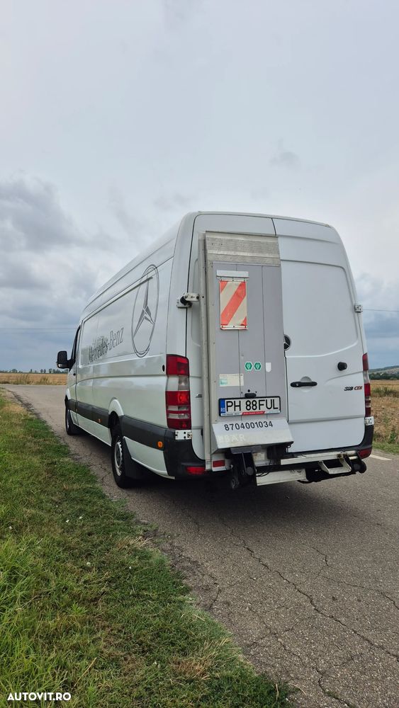 Mercedes-Benz Sprinter - 5