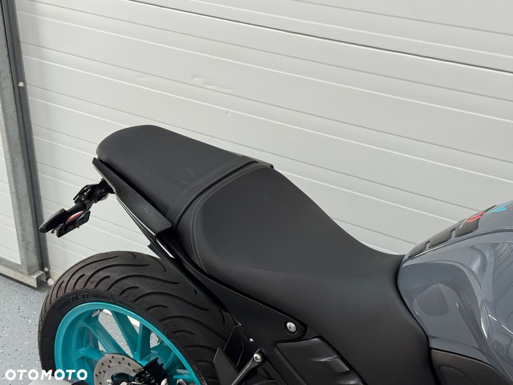Yamaha MT - 11